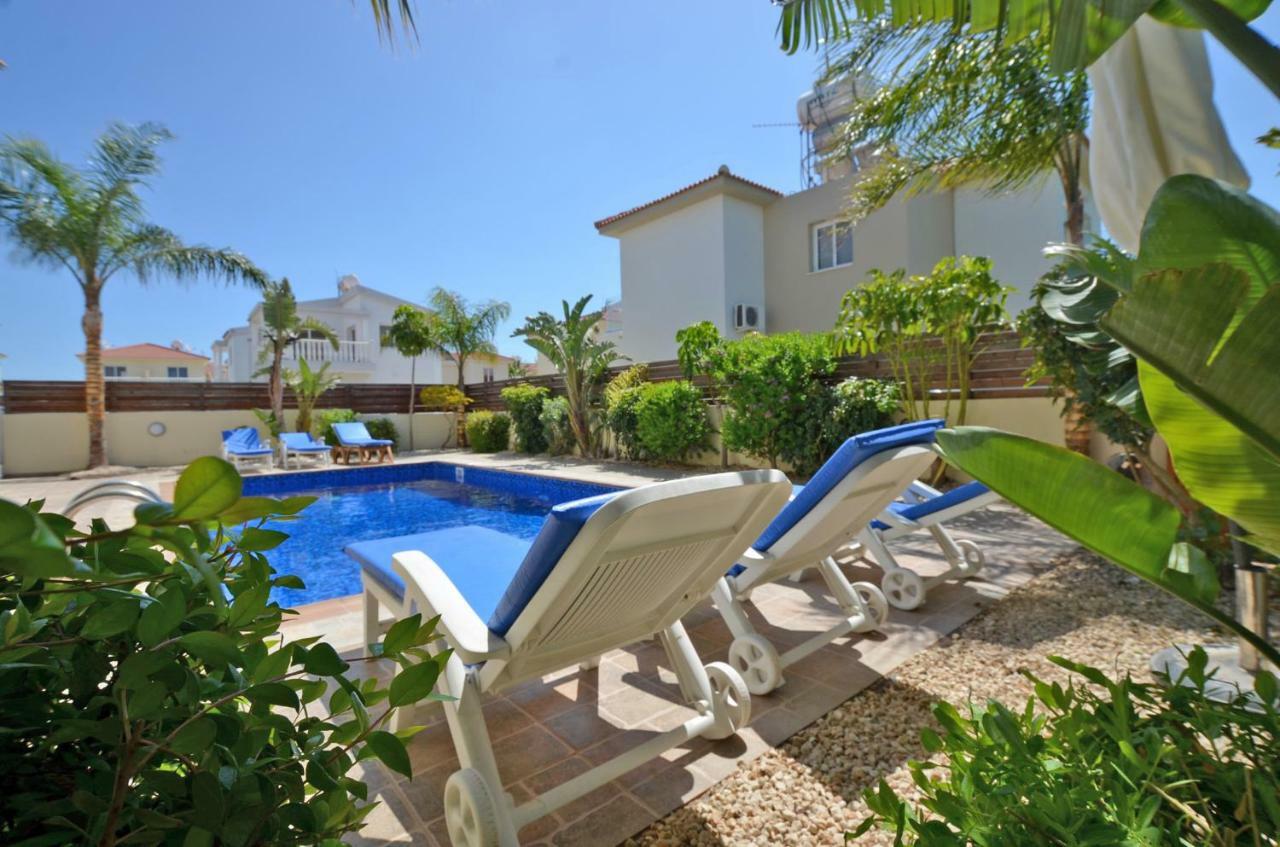 Villa Favor - 3 Bed With Pool Close To Nissi Beach أيا نابا المظهر الخارجي الصورة
